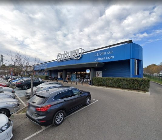 Marseille: Mit Messer bewaffneter Mann wird in Einkaufszentrum von Polizisten erschossen