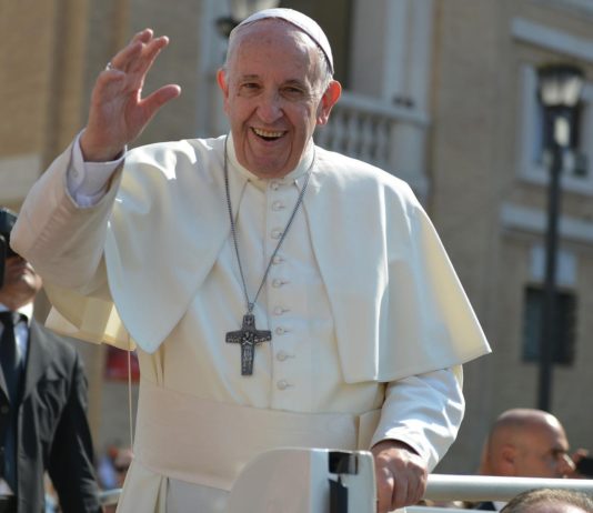 Drei französische Ordensleute wurden heute von Papst Franziskus heiliggesprochen