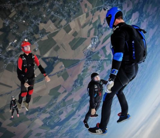 Straßburg: Junge Frau stirbt bei Fallschirmsprung aus 1.000 Metern Höhe