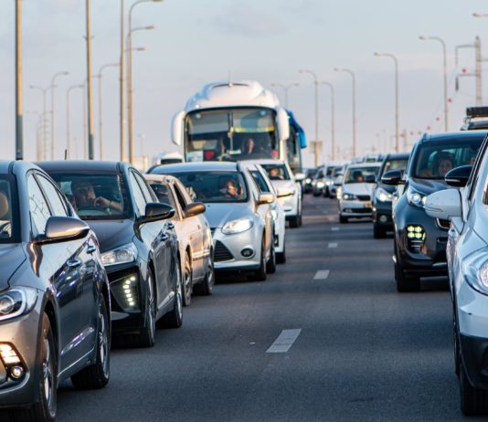 Frankreich: Am Mittag fast 800 km Stau auf den Autobahnen Stau