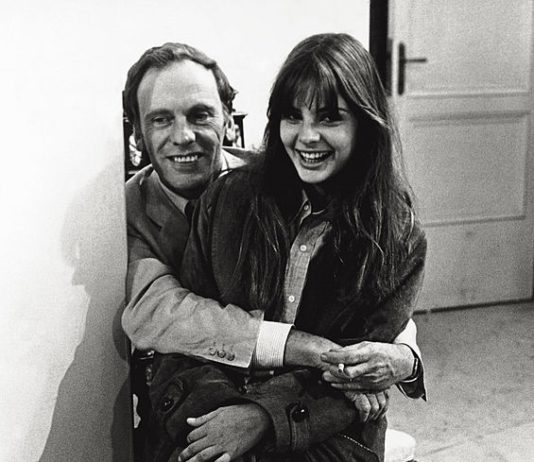 Film- und Theaterlegende Jean-Louis Trintignant starb im Alter von 91 Jahren Jean-Louis_Trintignant_et_Marie_Trintignant_1979
