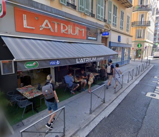 In Nizza wurde eine eingemauerte Leiche in einem Restaurant entdeckt L-Atrium_Nice