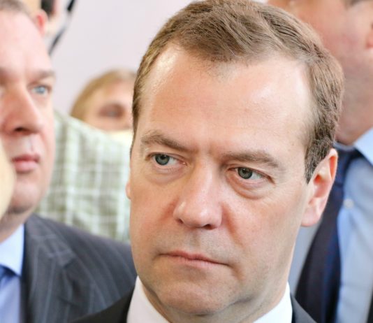 Ukraine: Dimitri Medwedew bezeichnet den französischen Präsidenten als „Froschfan“ Dimitri Medwedew