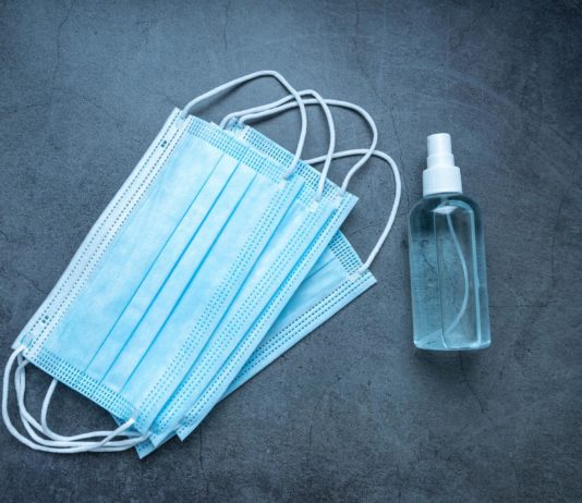 Covid-19: Der französischer Staat wegen fehlender Masken zu Beginn der Pandemie verurteilt Masken