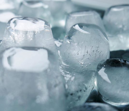 Hitzewelle: Eiswürfel sind der grosse Renner Eiswürfel