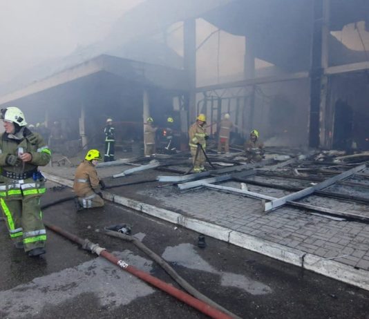 Bombardiertes Einkaufszentrum in der Ukraine: Emmanuel Macron spricht von „absolutem Horror“ Krementschuk