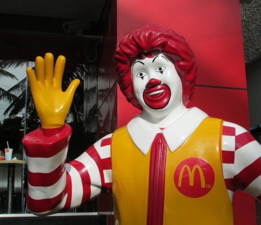 Um einer Anklage wegen Steuerhinterziehung zu entgehen zahlt McDonald’s 1.25 Milliarden Euro mcdonald