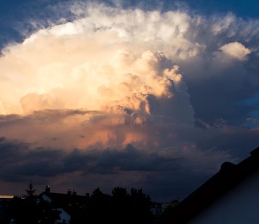 Gewitter: Hagelkörner werden immer größer Gewitterwolke