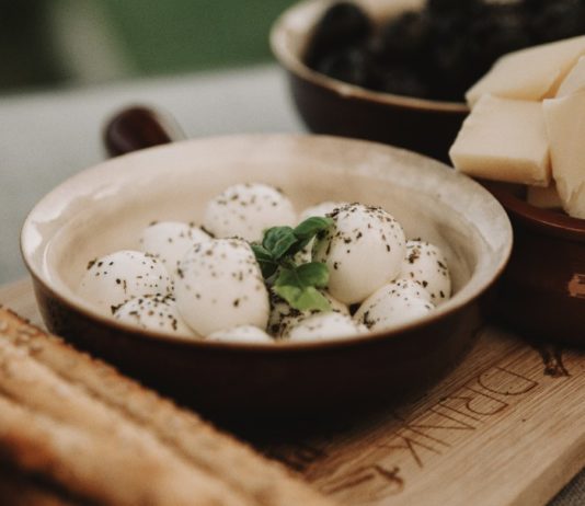 Mozzarella aus dem Herzen der Normandie – Wie ein italienischer Klassiker den französischen Käse-Olymp erobert Mozarella