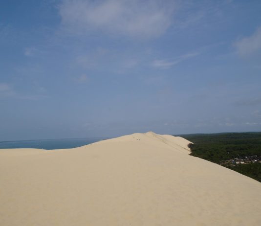 Brände in der Gironde: 4.000 Jahre alte Düne von Pilat in großer Gefahr Düne_von_Pilat