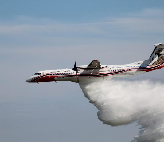 Brände in Südfrankreich: Mann gesteht zweifache Brandstiftung in Sernhac Dash_Löschflugzeug