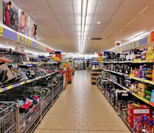 Energie: Supermärkte einigen sich auf Plan zur Energieeinsparung Supermarkt