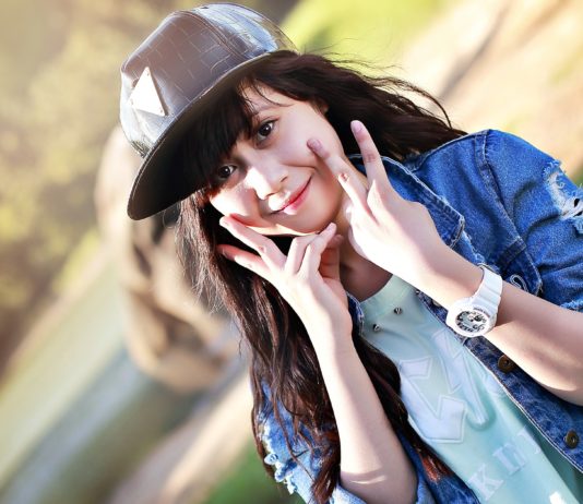 Schulferien: Heute beginnen acht Wochen Urlaub von der Schule! Schülerin