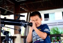 Planeten, Sterne, Supermond, Perseiden… was kann man wo in diesen Sommer am Himmel beobachten? Teleskop