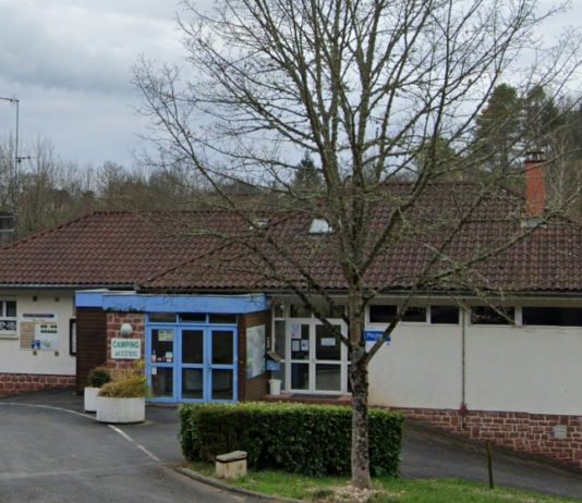 Baum stürzt auf Zelt und Wohnwagen auf einem Campingplatz in Corrèze – zwei Schwerverletzte Collonges-la-Rouge