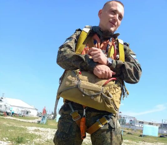 Russischer Soldat bittet in Frankreich um Asyl Pawel-Filatjew