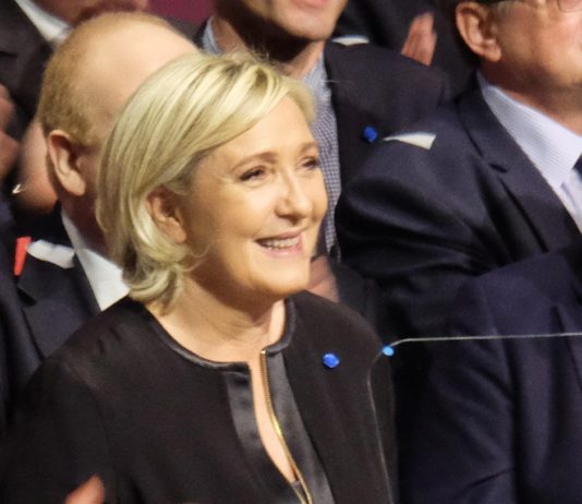 Marine Le Pen kritisiert Energieeinsparung als „Unsinn“ und fordert eine Senkung der Mehrwertsteuer Marine_Le_Pen08