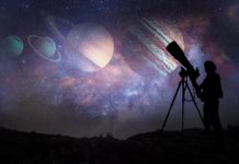 Sternschnuppen, Supermond, Saturnringe… was man im August am Himmel beobachten kann Astronomie