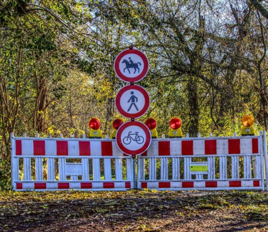 Waldbrände: Warnstufe Orange im Gard und 11 gesperrte Waldgebiete in den Bouches-du-Rhône Wald_gesperrt