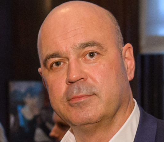 Russischer Oligarch verklagt Frankreich auf Freigabe seiner beschlagnahmten Jachten Alexey_Kuzmichev