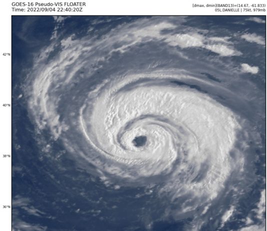 Danielle offiziell als Hurrikan eingestuft – Windgeschwindigkeiten von 150 km/h Hurrikan_Danielle