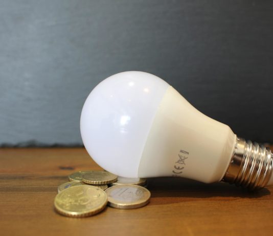 Die Heizung auf 19°C und Duschen bevorzugen – so kann man seinen Energieverbrauch um 10% senken Energie_sparen