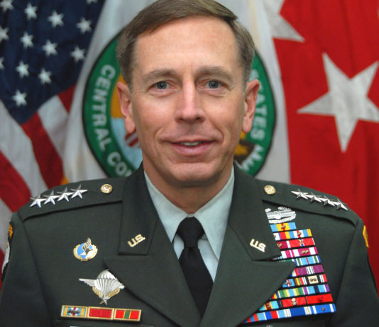 Ukraine-Krieg: Im Falle eines Atomangriffs Putins wird die NATO die russischen Streitkräfte „eliminieren“ David_H._Petraeus