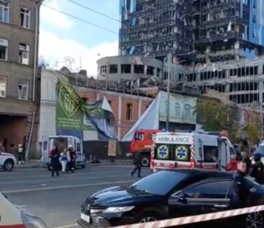 Ukraine-Krieg: Russland hat am Morgen mindestens 75 Raketen auf mehrere Städte des Landes abgefeuert Raketen_Kiew