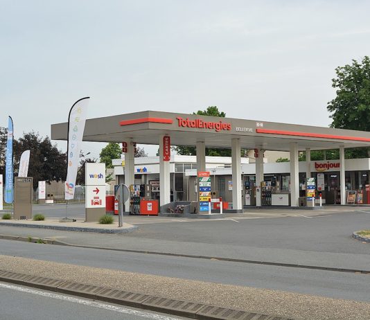 Streik in den Raffinerien : Bruno Le Maire fordert TotalEnergies auf, die Löhne zu erhöhen TotalEnergies