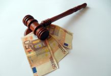 Marseille: Eine nicht alltägliche Auktion brachte über 800.000 Euro ein Versteigerung