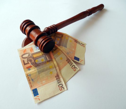 Marseille: Eine nicht alltägliche Auktion brachte über 800.000 Euro ein Versteigerung