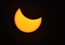 Auch in Frankreich sieht man die Sonnenfinsternis vom 25. Oktober Teilweise_Sonnenfinsternis