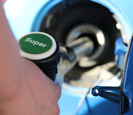 Benzinpreise: Nach zweiwöchigem Anstieg sinken die Preise an den Zapfsäulen wieder Tanken