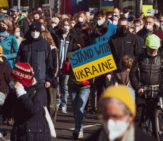 Ukraine-Krieg: Frankreich will Familien für die Beherbergung ukrainischer Flüchtlinge 150 Euro pro Monat zahlen Solidarität_Ukraine