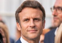 Emmanuel Macron beim Länderspiel Frankreich-Israel am Donnerstag: Ein Zeichen der Solidarität Macron_Porträt