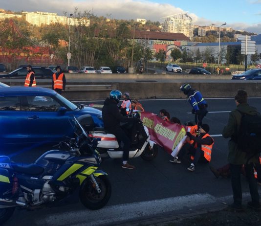 Radikale Umweltaktivisten blockierten die Umgehungsstraßen von Toulouse, Lyon und Paris Derniere_Renovation