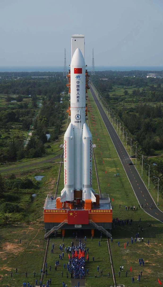 Chinesische Rakete ausser Kontrolle: Spanien und Frankreich mussten Teil ihres Luftraums schliessen