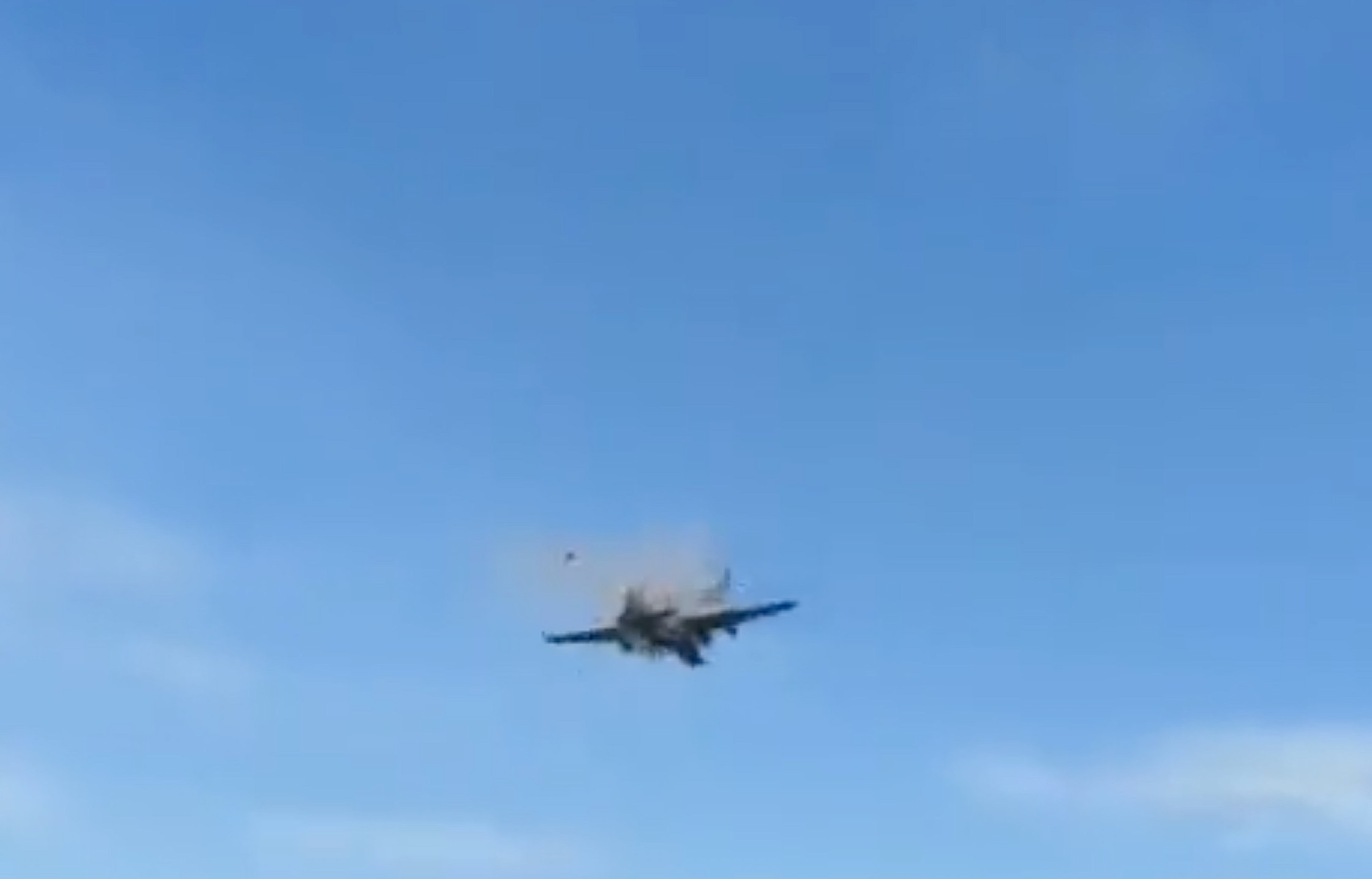 USA: Kollision von zwei historischen Flugzeugen aus dem Zweiten Weltkrieg bei Flugschau in Texas