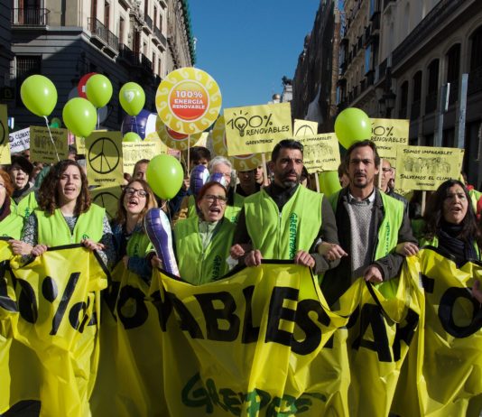 Atomkraft: Greenpeace kritisiert Fortsetzung des Atomhandels mit Russland als „skandalös“ Greenpeace_Climate_March_2015_Madrid