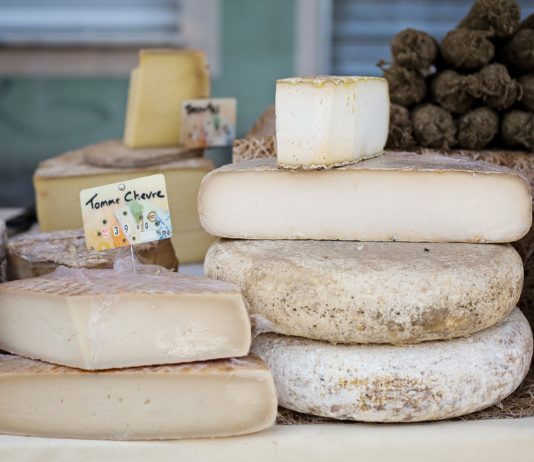 Messe: „Made in France“ stellt sich in Paris dem Publikum französischer_Käse