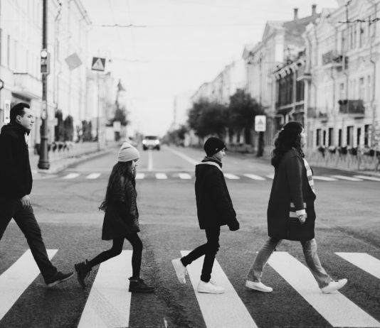 Jeder vierte Europäer steht an der Armutsgrenze Familie