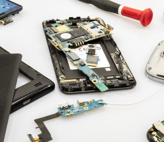 10 bis 45 Euro: Ab 15. Dezember gibt es in Frankreich einen Bonus für die Reparatur von Geräten Reparatur_Handy