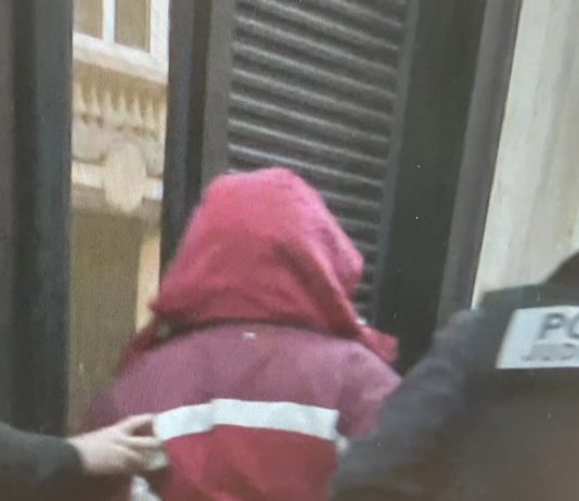 Paris: Fassungslosigkeit und Fragen am Tag nach den tödlichen Schüssen Schüsse_auf_Kurden