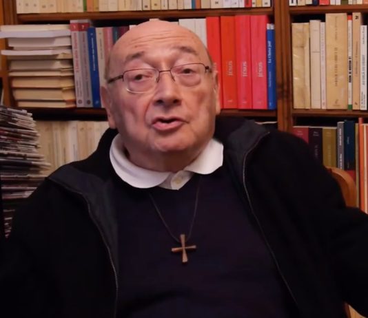 Hautes-Pyrénées: Papst wirft Priester wegen Missbrauchs und Veruntreuung aus der Kirche Jean-Claude_Mercier_YouTube