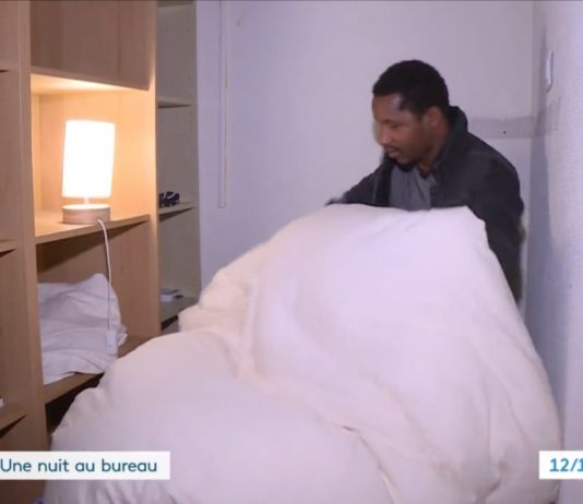 Solidarität: Wenn Unternehmen nachts ihre Türen für Obdachlose öffnen Obdachlose_im_Büro