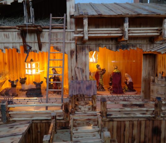 Alpes-Maritimes: Die ungewöhnlichen Krippen des Dorfs Lucéram Weihnachtskrippe