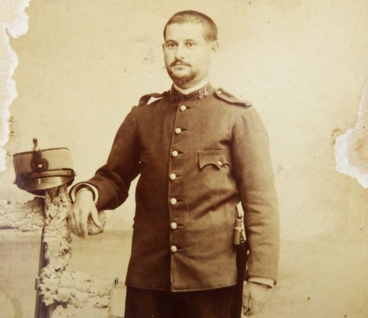 Genealogie: Ahnenforschung wurde zu einem der beliebtesten Hobbys der Franzosen Vorfahren_Ahnenforschung