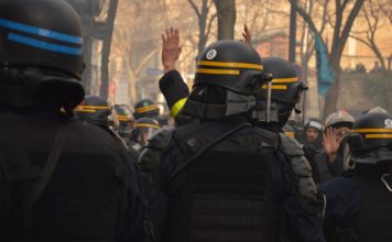 Clermont-Ferrand setzt auf Härte: Ausgangssperre für Jugendliche zur Fussball-WM 2026 Ausschreitungen_Polizei