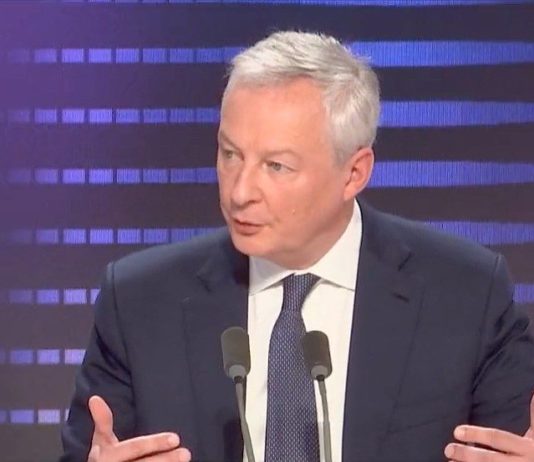Fahrzeuge mit Verbrennungsmotor: Bruno Le Maire will „mit Deutschland in den Clinch gehen“ Bruno-le-Maire_Franceinfo