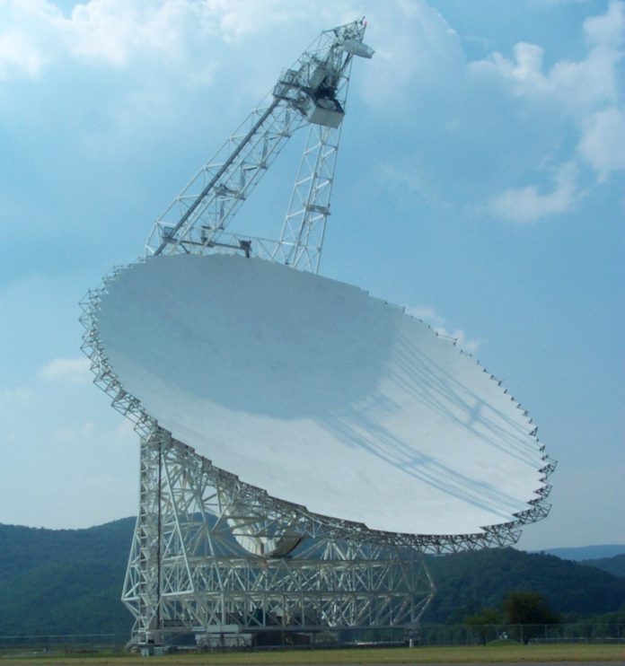 Green_Bank_Telescope-Wikipedia